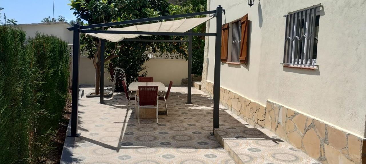 Silom House Vila Sant Pere De Ribes Exterior foto
