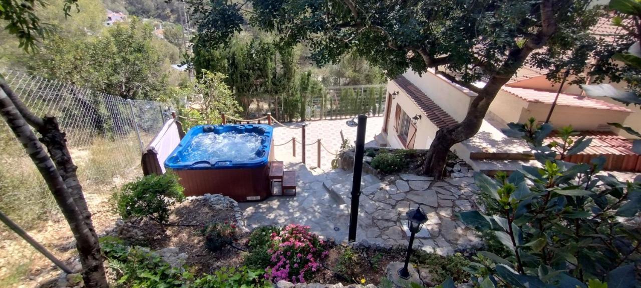 Silom House Vila Sant Pere De Ribes Exterior foto